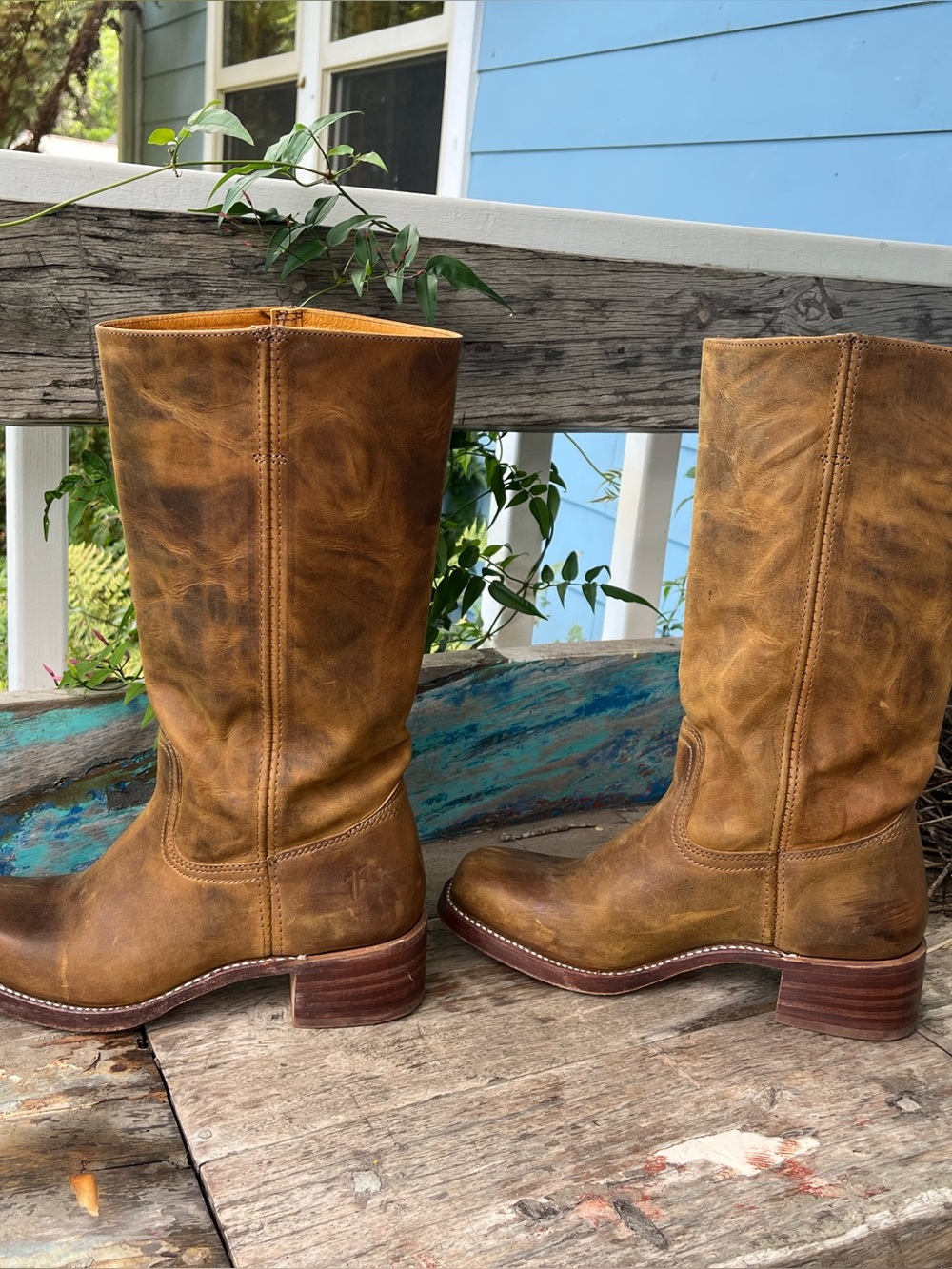 Frye Campus boots - Distressed Brown Leather sz 10 - 14l - stacked heel - Picture 5 of 12